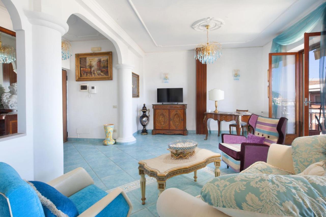 Amore Rentals - Appartamento Cielomare Sorrento Exterior photo